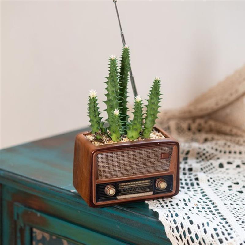 Creative Retro Radio Flower Pot Resin Craft Decor